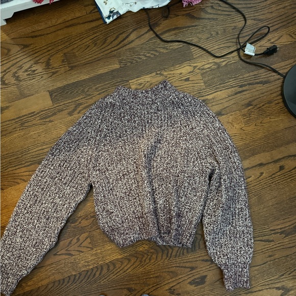 Universal Threads sweater - Picture 5 of 5